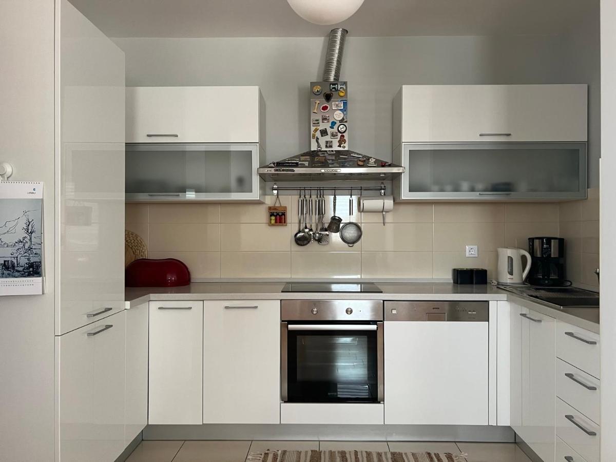 Apartment Lucija - Cozy Flat In The City Center With A Sea View & Parking 马卡尔斯卡 外观 照片