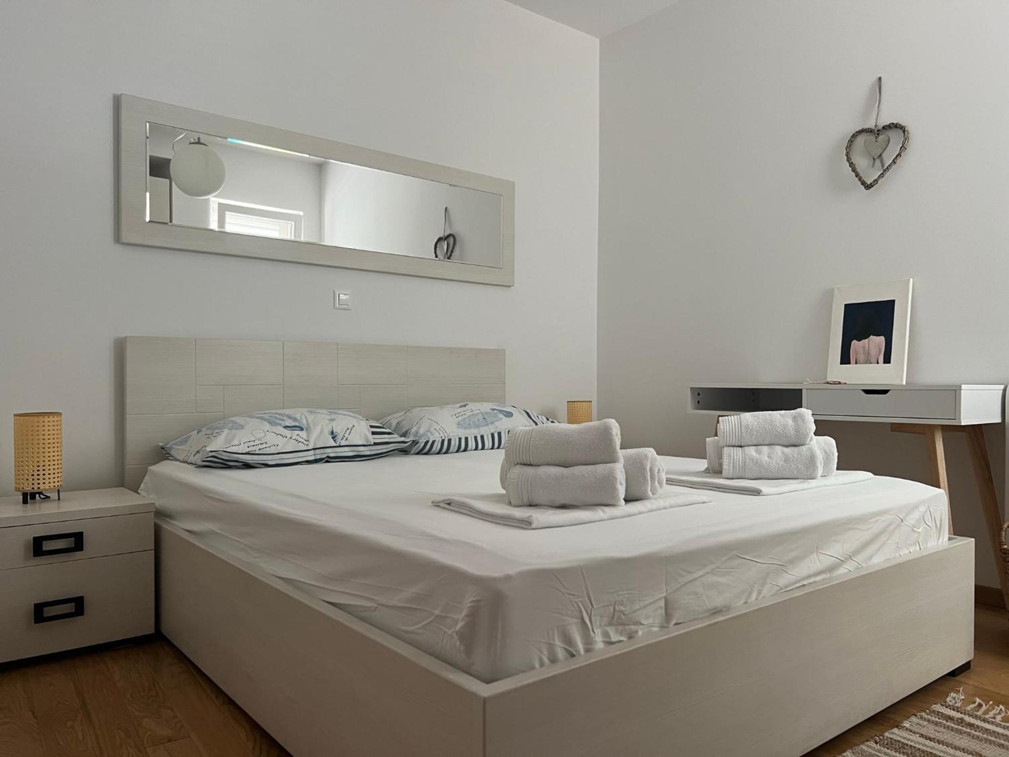 Apartment Lucija - Cozy Flat In The City Center With A Sea View & Parking 马卡尔斯卡 外观 照片