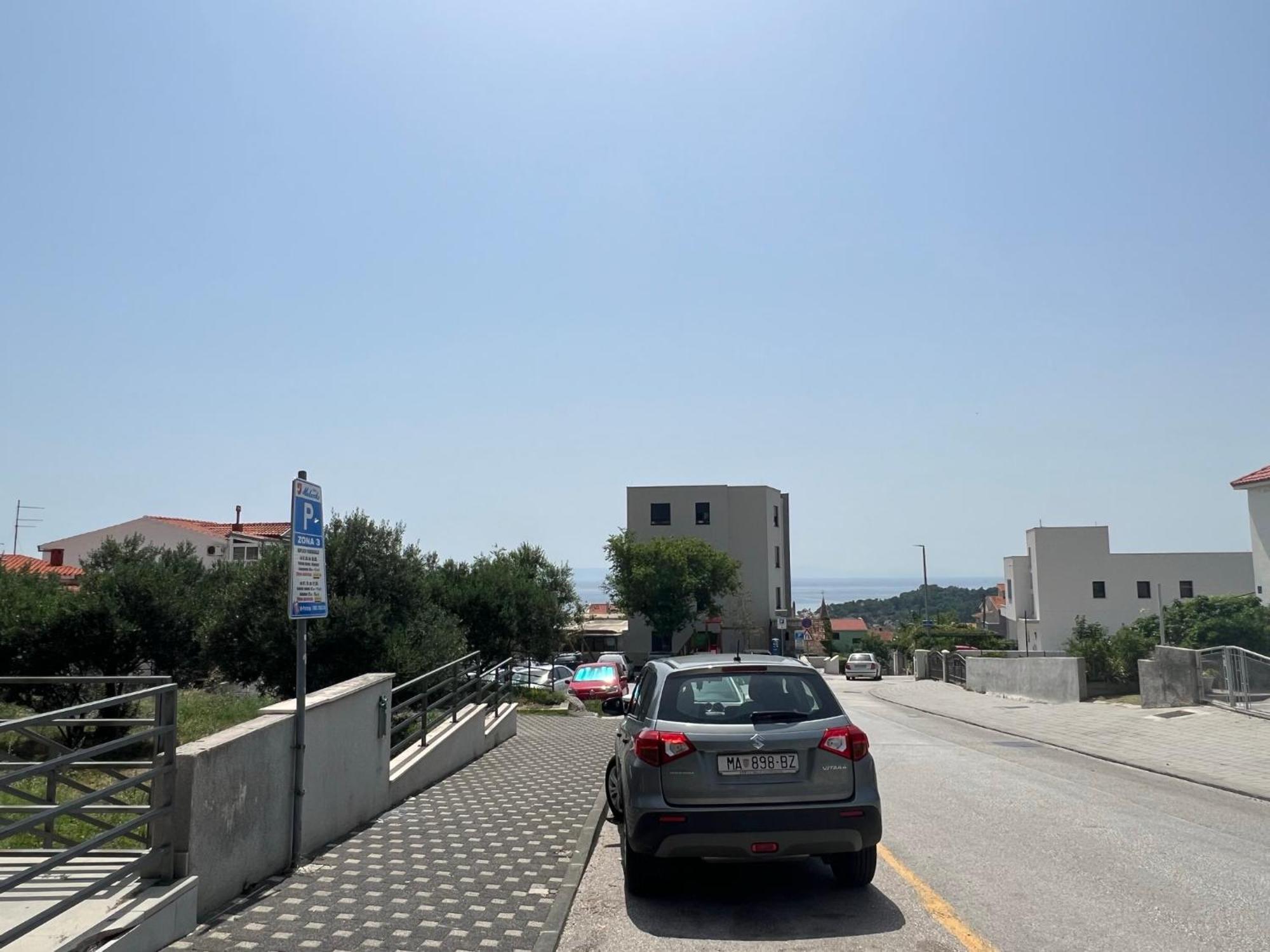 Apartment Lucija - Cozy Flat In The City Center With A Sea View & Parking 马卡尔斯卡 外观 照片